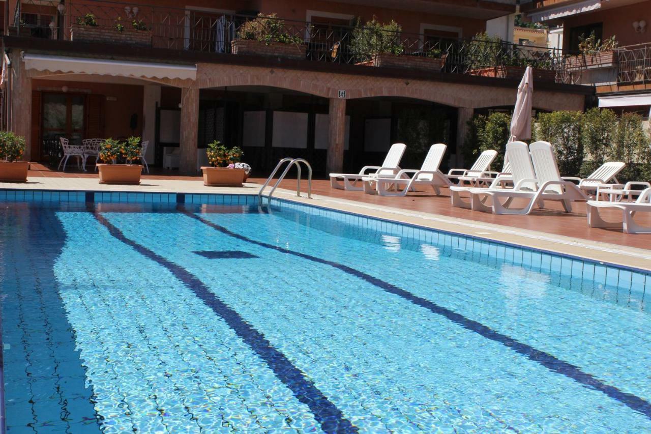 Taormina Hotel Calipso Mazzeo Zewnętrze zdjęcie